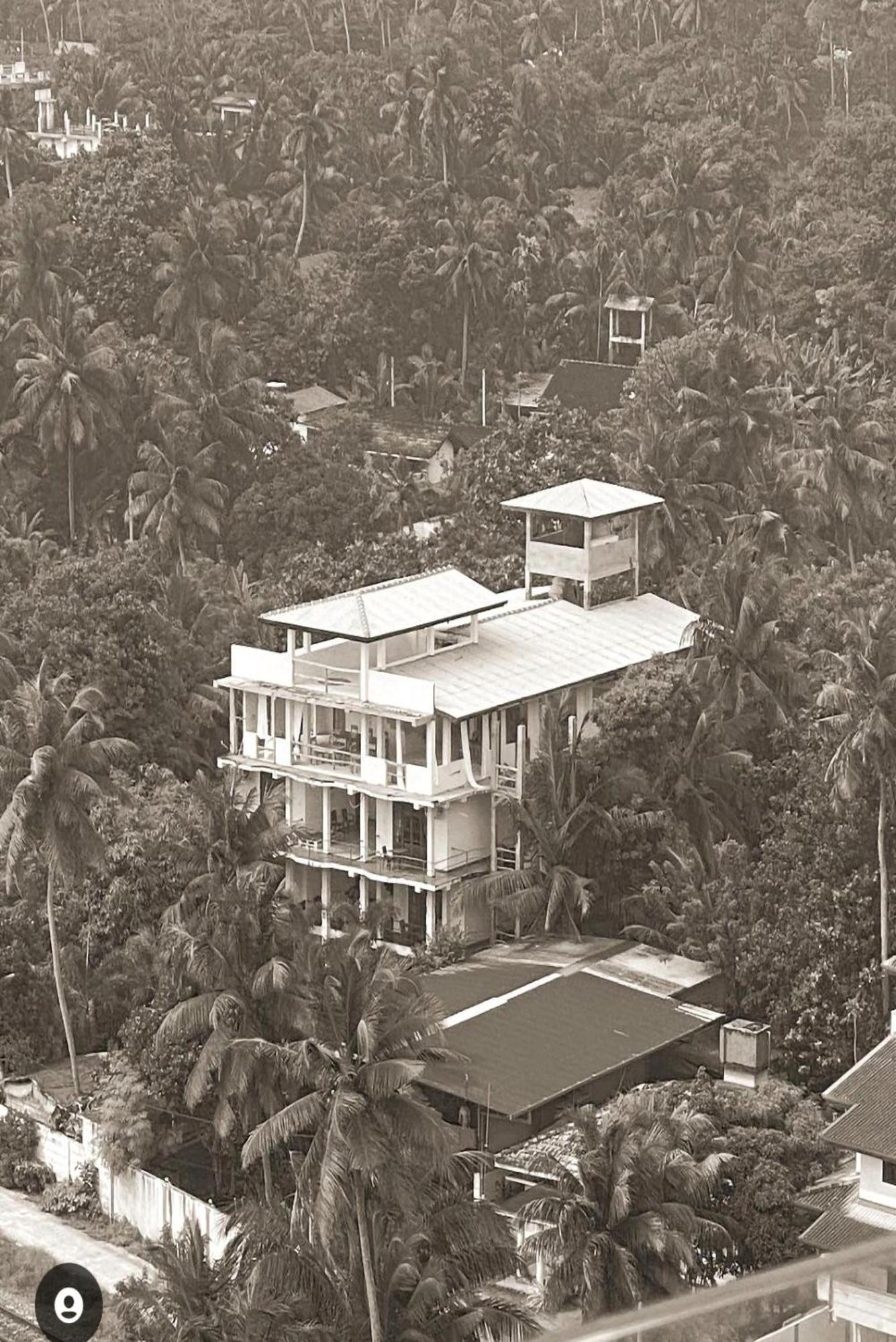 Ocean Bay Surf Resort เวลิกามา ภายนอก รูปภาพ
